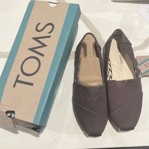 Toms shoes brown size 9 women’s